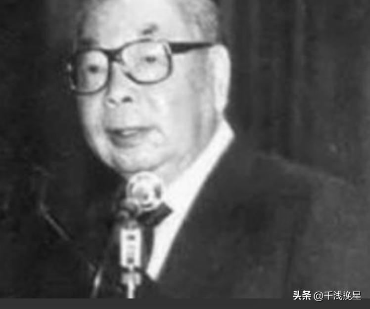 蒋介石刚咽气，比蒋经国只大12岁的宋美龄就想独揽大权，没想到，一向憨厚的蒋经国在