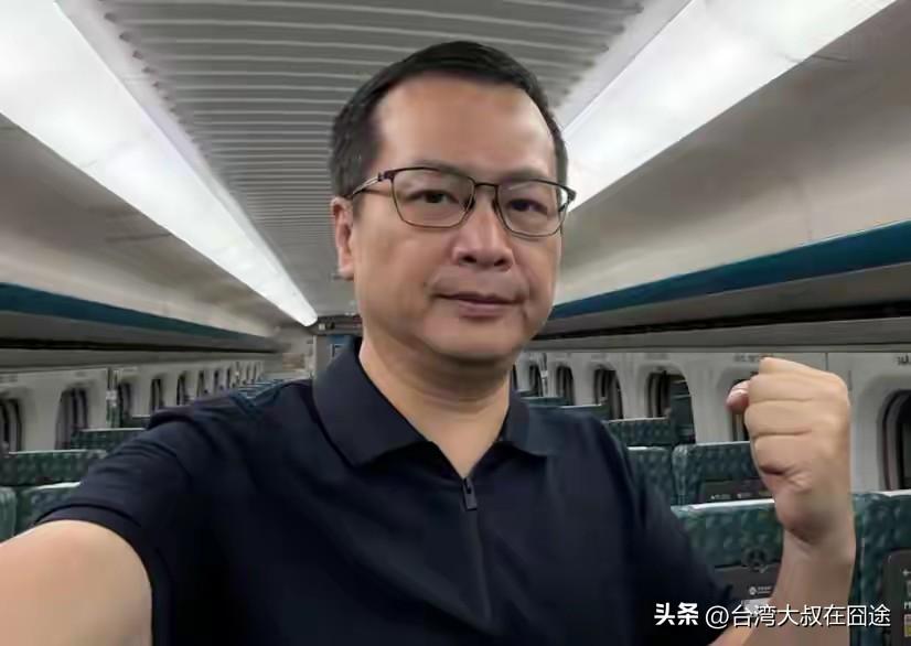 罗智强出书参选国民党主席！"决战2028"直指赖清德，国民党重生有戏？
 
最近