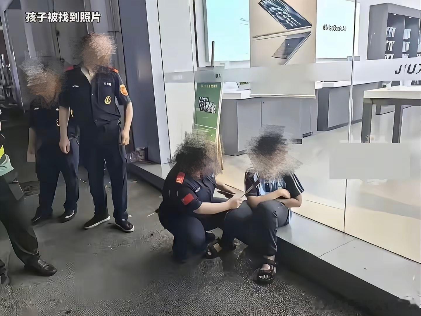 刷到一则令人心痛的新闻，江西萍乡12岁男孩儿因玩手机而被父亲责打，一气之下竟离家