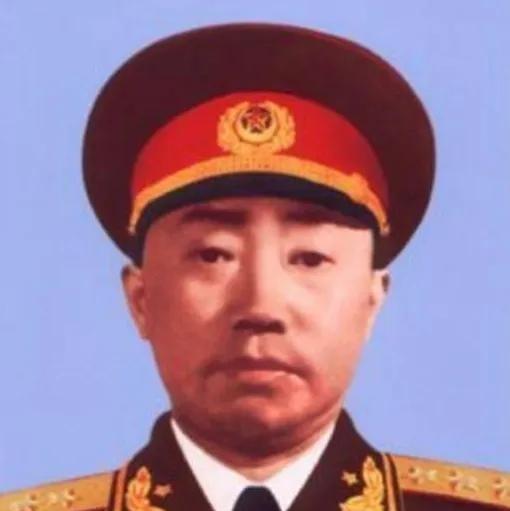 1978年，开国上将彭绍辉病逝，妻子张纬却发现遗体不对劲，当即向中央提出：解剖我