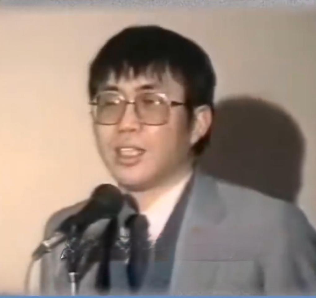 1985年，中日围棋擂台赛上，聂卫平作为中国队主将，面对日本超一流棋手的轮番挑战