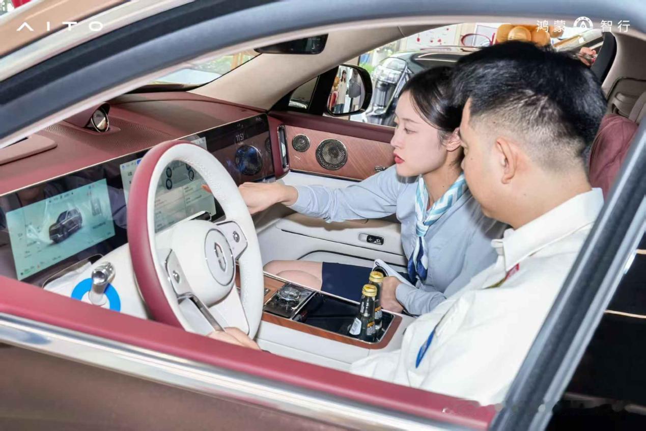 老婆不懂什么专属专营，她只关心安全座椅装得稳不稳 
家里买第二辆车之前，老婆大人