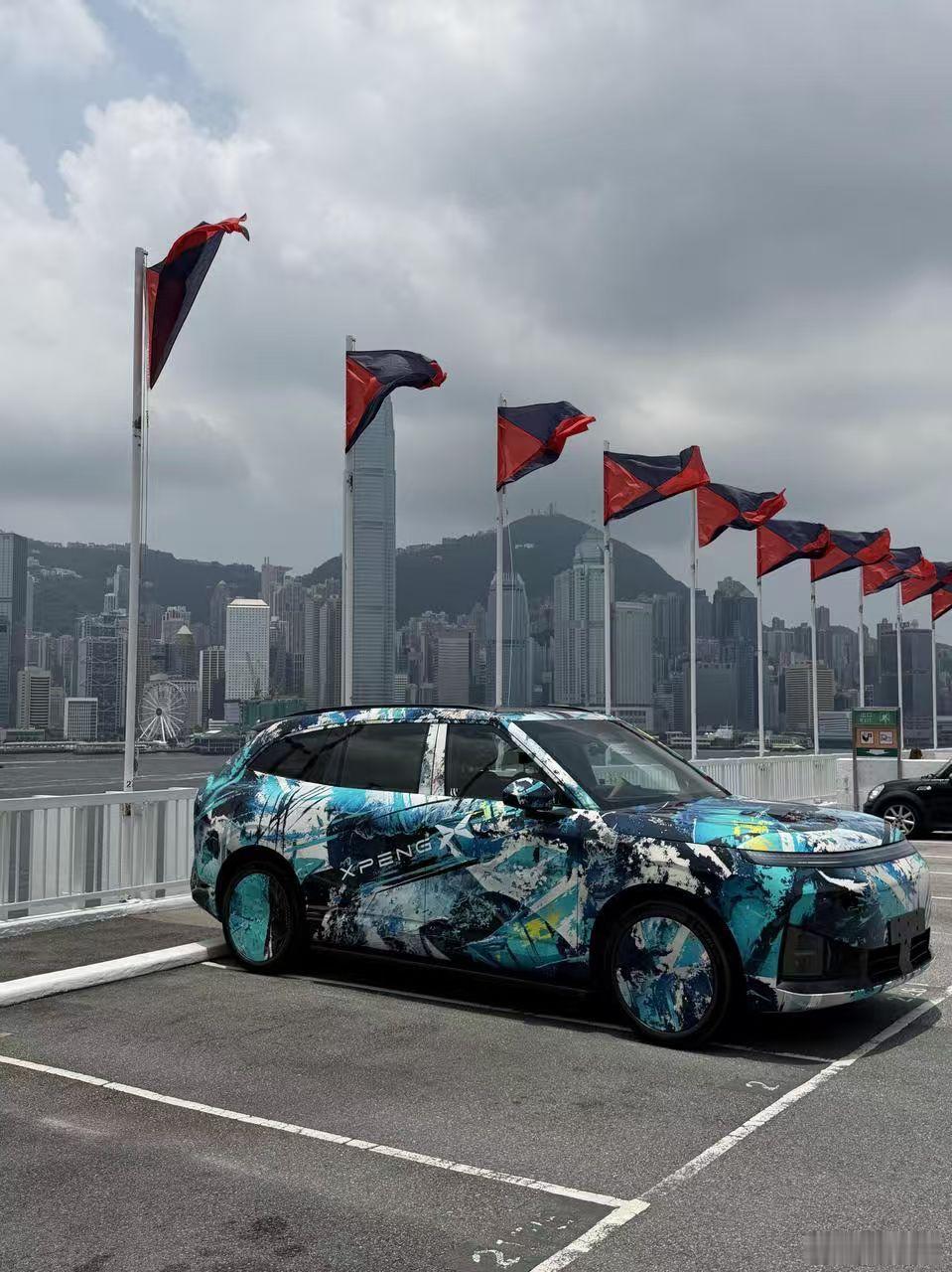 小鹏G9L不愧是瞄准全球市场的大五座科技旗舰！跑遍26个国家和地区，路测总里程突
