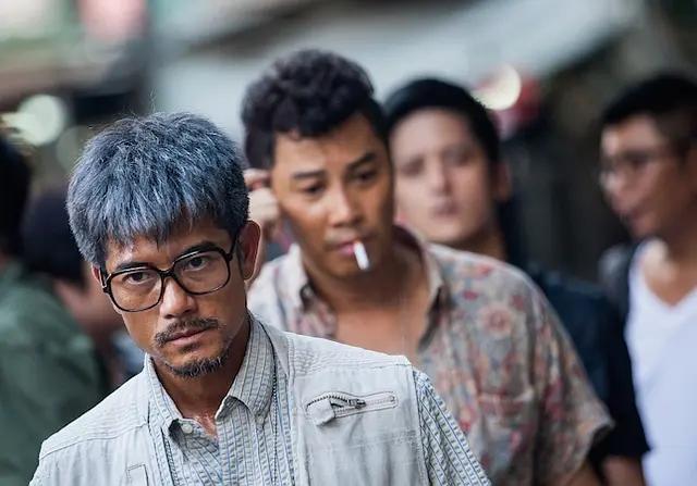 没在内地上映的5部港片，每部都是限制级力作，全看过的真是厉害

第一部《踏雪寻梅