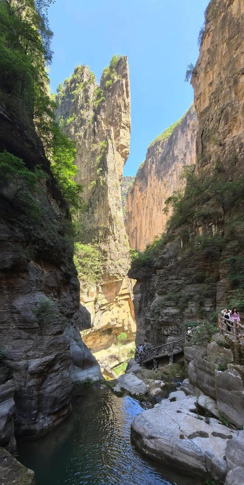 心里话           所谓压力，其实就是自身能力不足；所谓困难，其实就是自