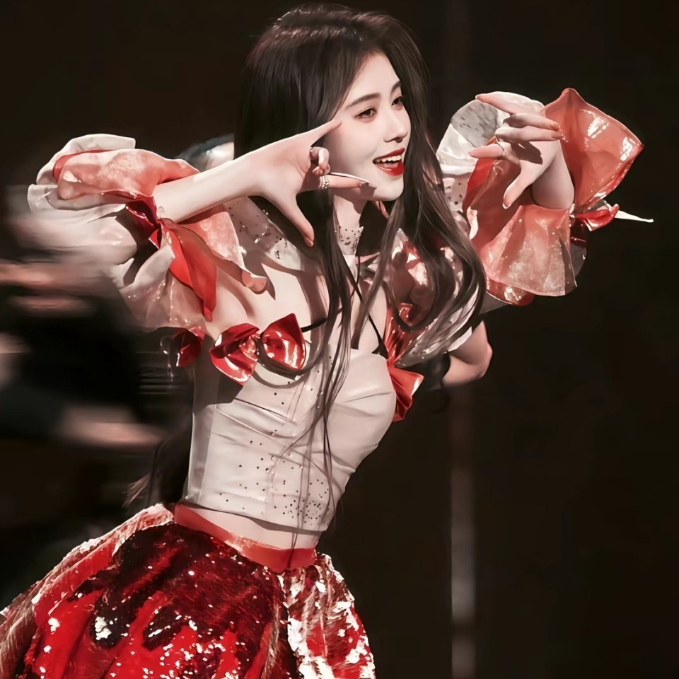 丝芭三问鞠婧祎小鞠兢兢业业这么多年，被骂无数回，一心只搞事业，48能不能别再搞事