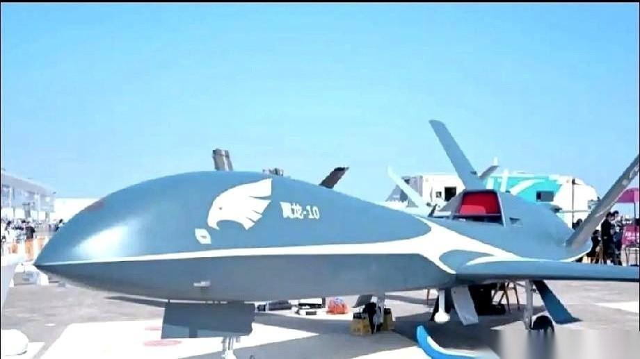 沙特这次出手，直接把中东的天给“换”了。
300架中国翼龙-10B重型无人机，被