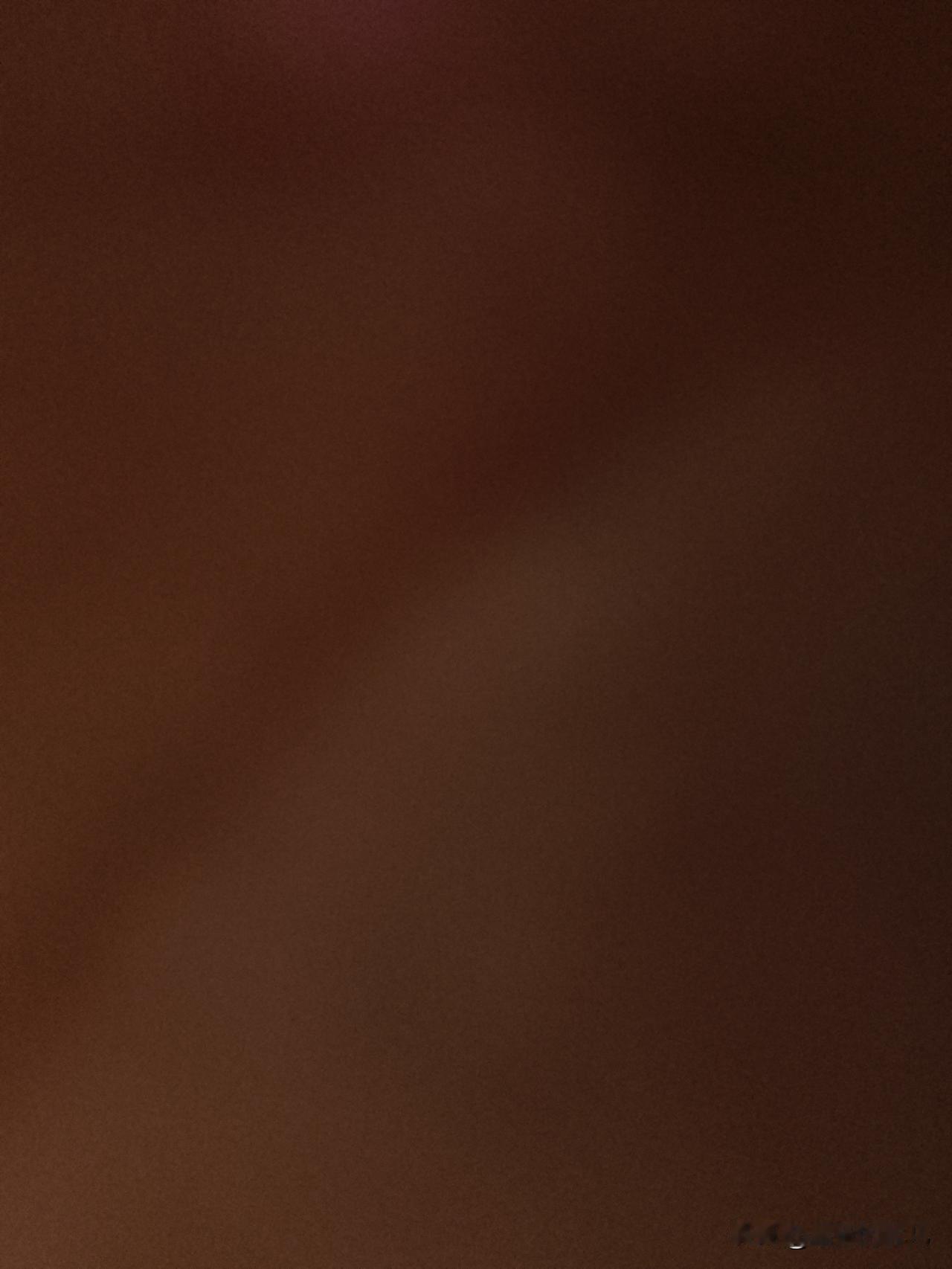 不要对朋友诉说你的思念，
因为他没有相同的感受。
如果他真的思念你了，
他会联系