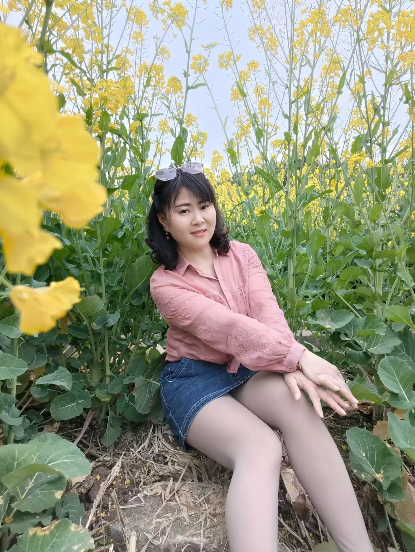走一步算一步，不必都在乎，人生没有回头路，要懂得知足，用心所走的路，每一步都算数，人生这碗汤，细火慢熬，才能香气扑鼻……