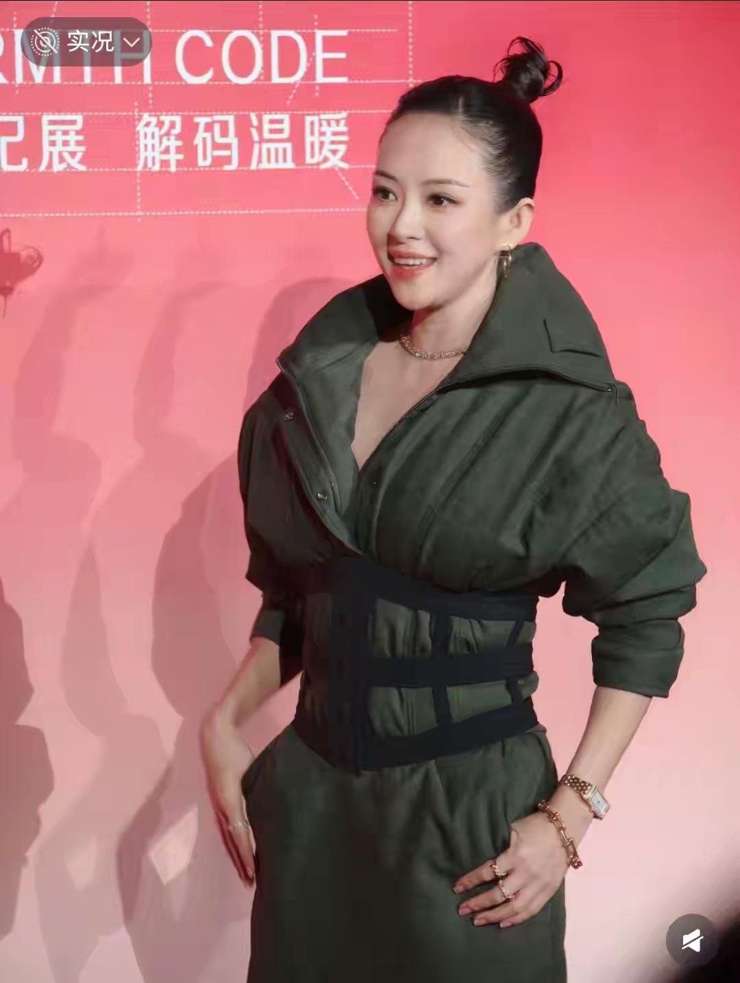 天呐，又美美了，脸细嫩，紧致，饱满，直接变18岁，你还能认出是谁吗？
