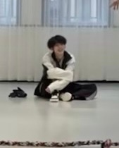 小鼻嘎给偶萌晕了prada品牌大使左航