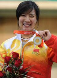 2008 年北京奥运结束，26 岁的杜丽对着 22 岁师弟庞伟开口：“你向我求婚