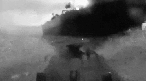 乌克兰公布袭击俄罗斯两艘影子油轮“凯罗号”和“维拉特号”的视频。这次行动由乌克兰