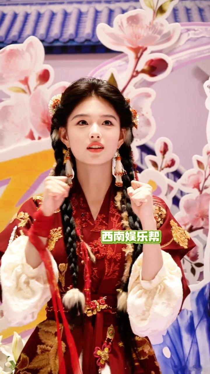 艾米桃夭开机造型艾米百妖谱桃夭开机造型艾米桃夭开机造型也行 