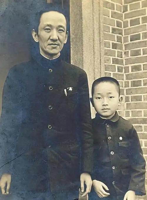 陈布雷作为蒋介石最亲近的心腹，其后人如今身在何处？他的两个儿子都是正厅级干部，长