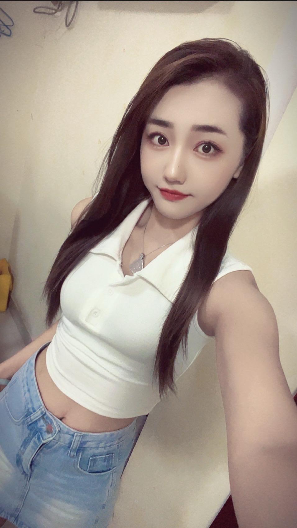 你去找一个没脾气的吧 我这种一点就炸的炸药包 你搞不定