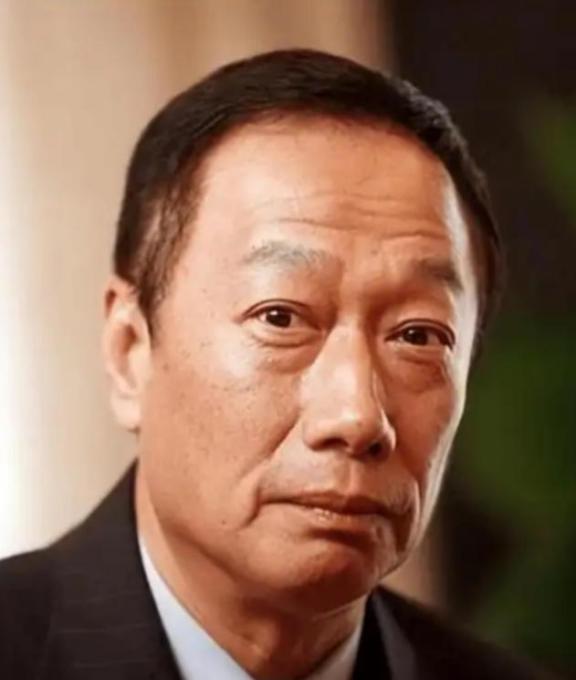 “只要大陆敢打仗，我就敢给他们送物资过去！”郭台铭，也就是富士康的创始人，表示如