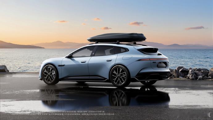 懂车之道讯 懂车之道快讯，阿维塔06T官图曝光，大家觉得怎么样？能和蔚来ET5T