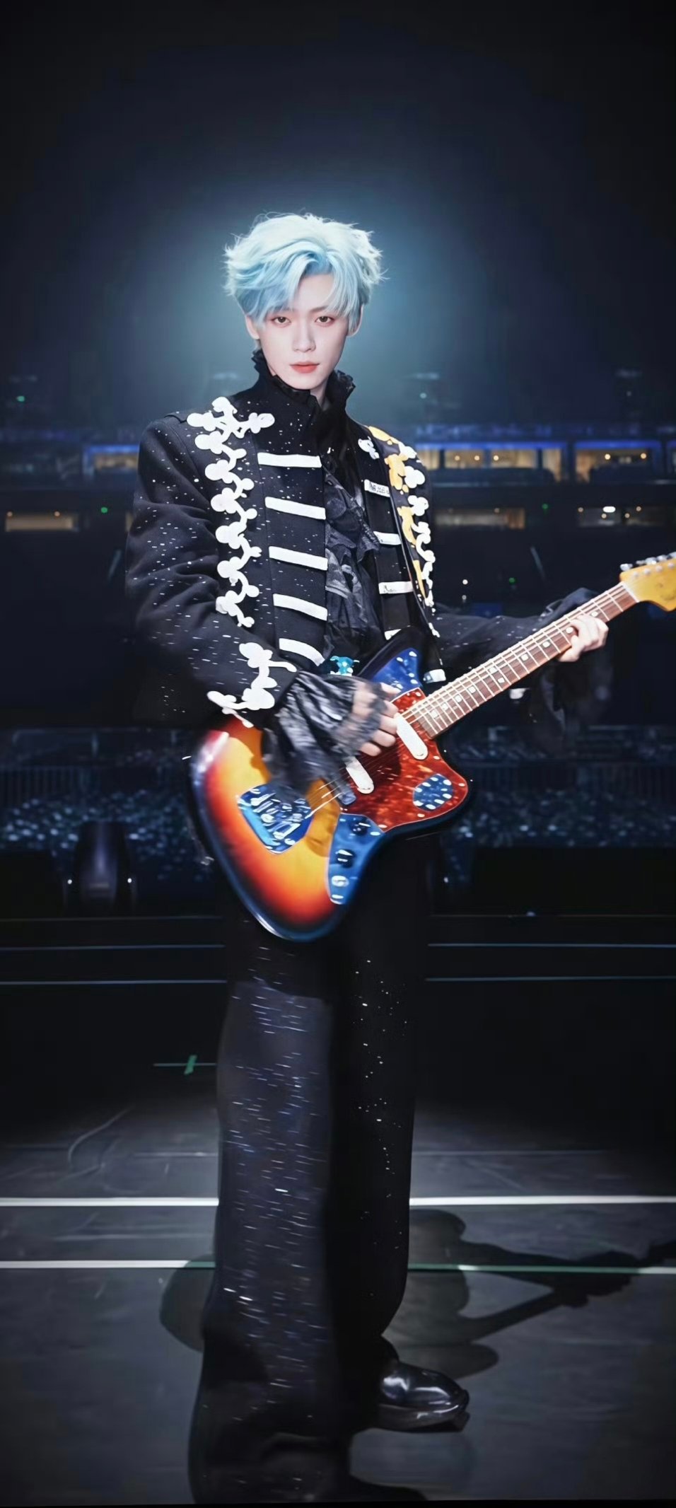 业内称新的音乐市场顶流梓渝出现梓渝的就是如此优秀！🌟他的数据简直是爆炸级的，才