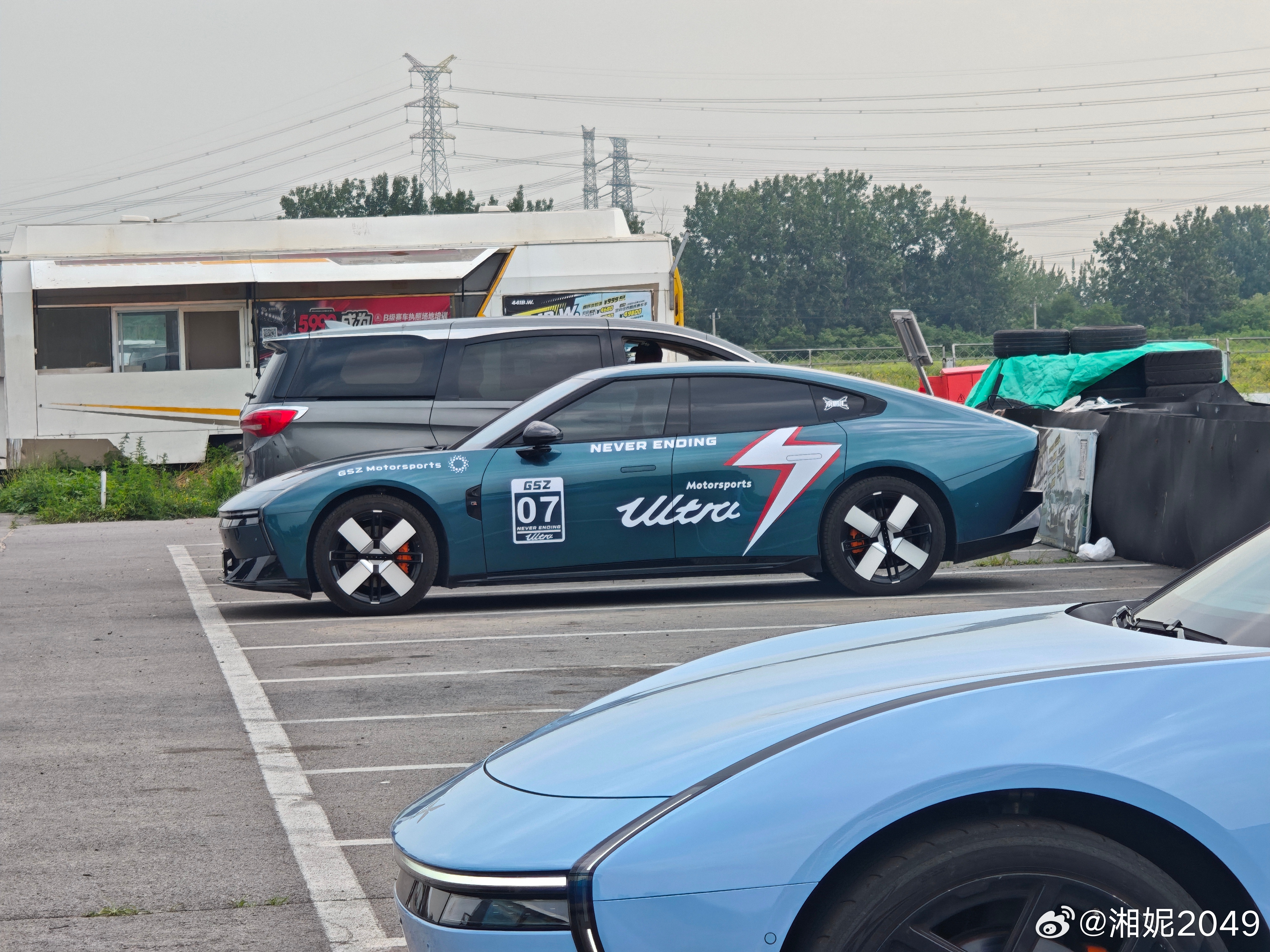 7号帅车小鹏P7全能驾趣可街可赛爱P7的鹏友大聚会