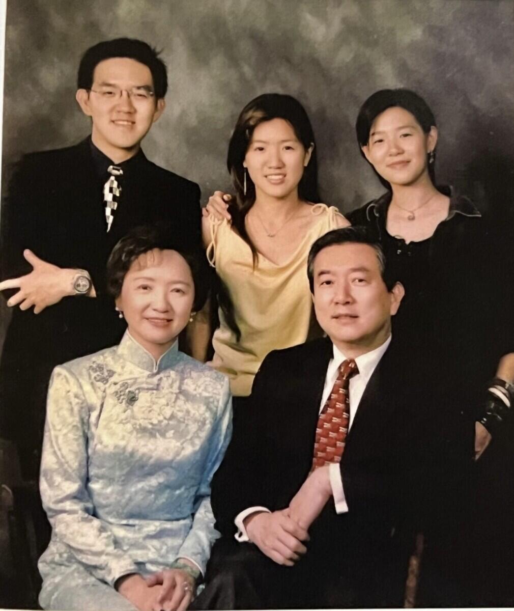 安溥一家五口合照[拜托] ​​​