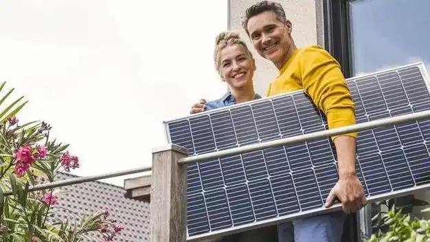 英国 8 月 27 日生效插电式太阳能新规，允许消费者自行安装符合安全标准、交流
