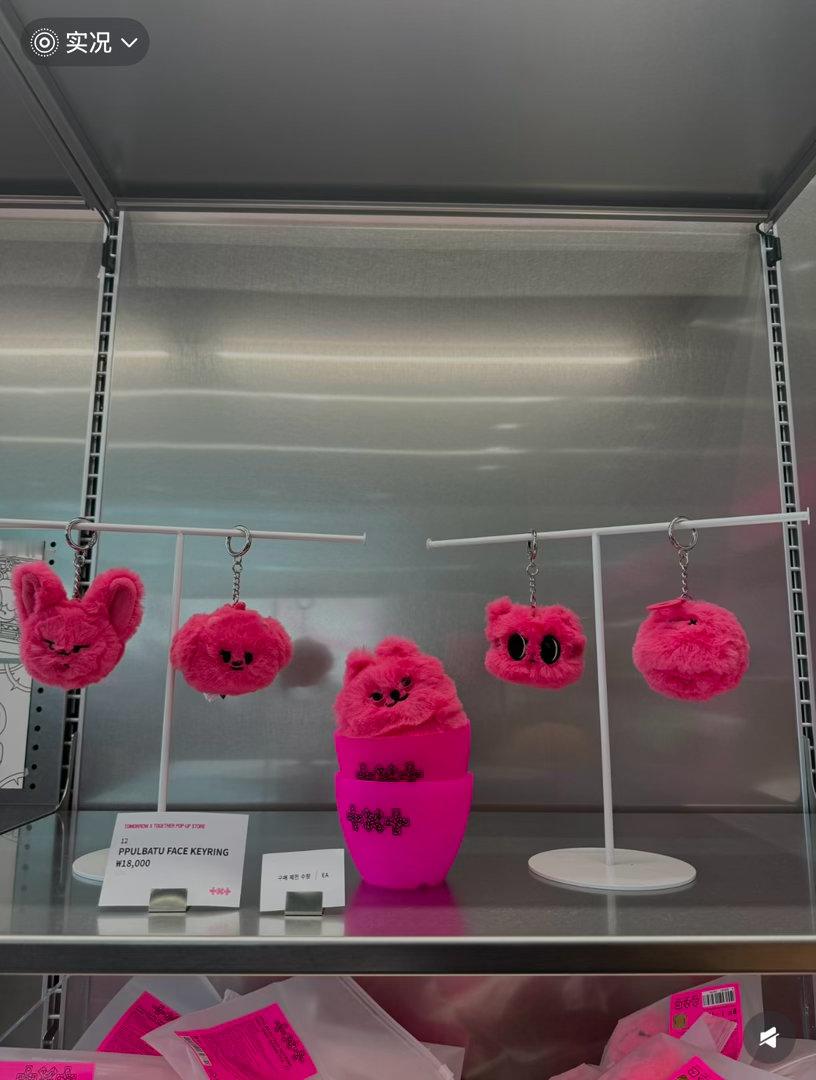 实物怎么颜色更深了 