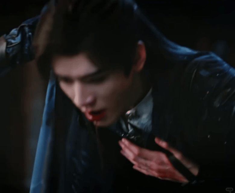 龚俊的战损美学已经nextlevel龚俊这战损妆美强惨天花板实锤，浑身是血站都站