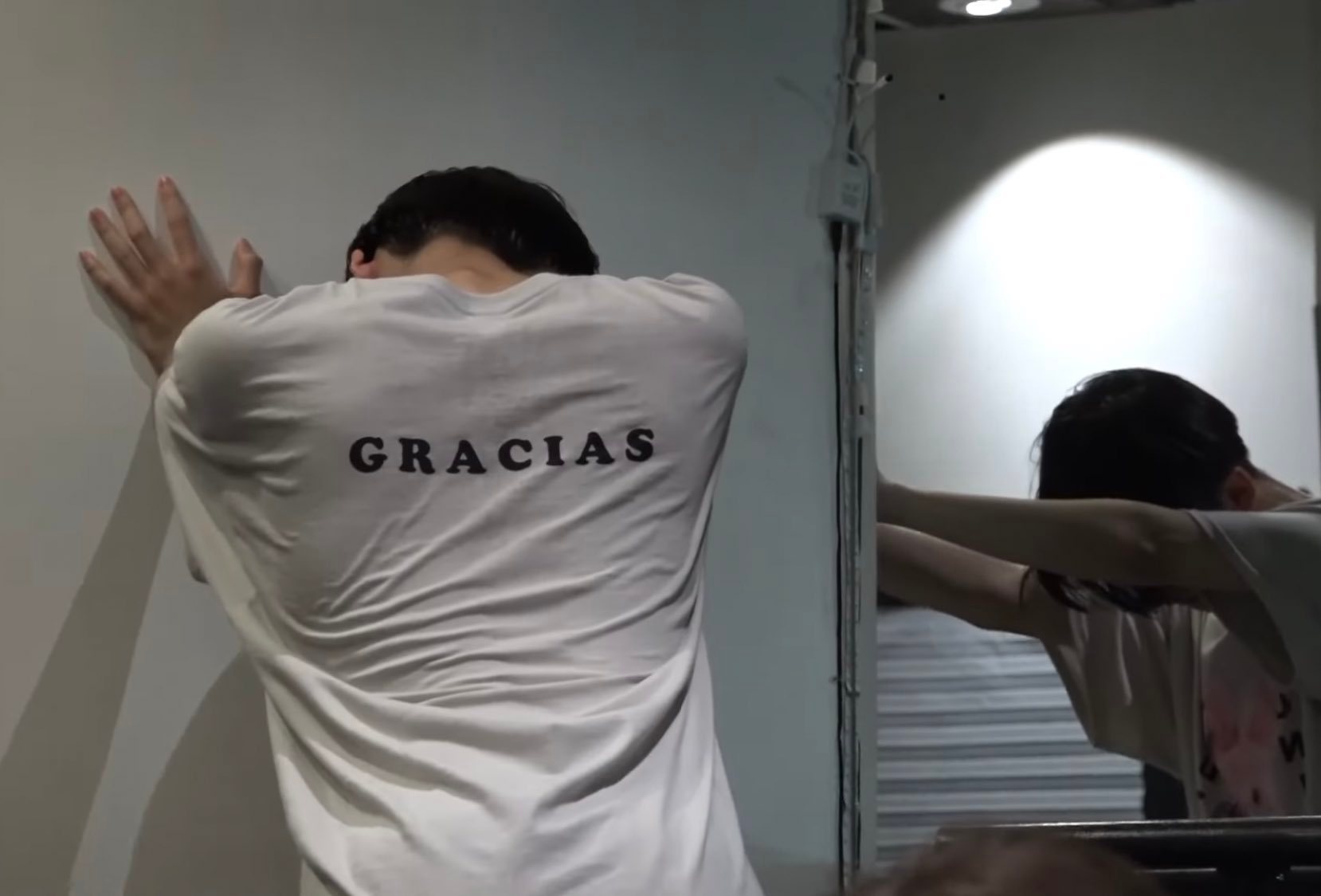 我尖叫了这回真的是老公了 ​​​