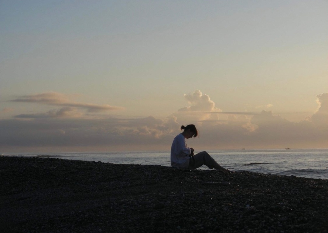 轻轻  ｜MOMENT·Allison