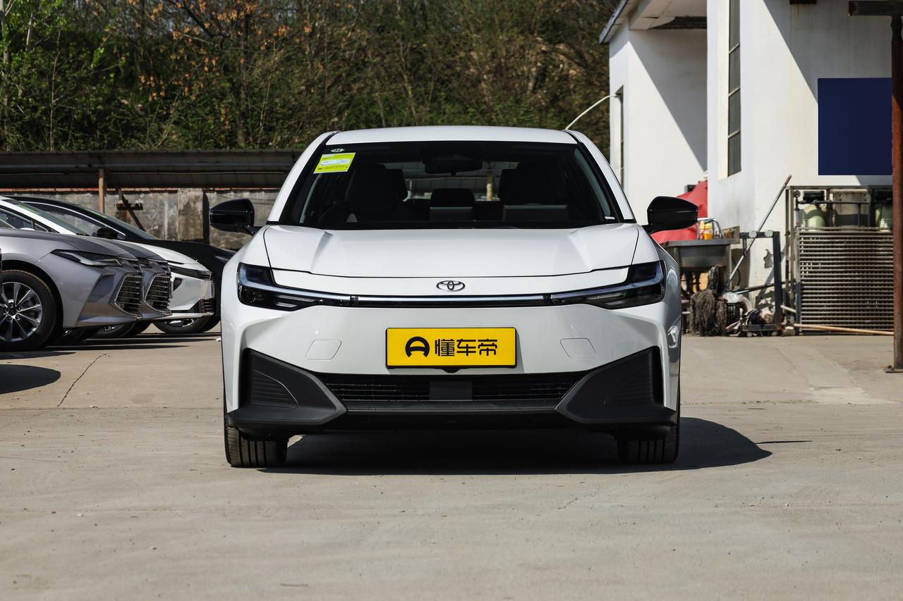 提车别乱贴膜！这份避坑指南全说透，新手照着做准没错
1️⃣ 先上牌！再贴膜！顺序