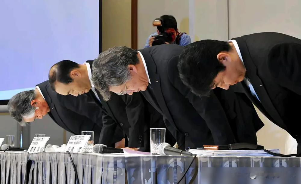 日本高官急访华，只为给早苗言论擦屁股？中日关系迎来关键转折点
 
今天日本外务省