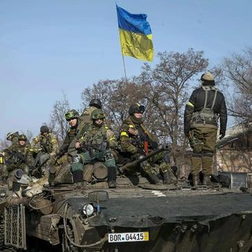 重磅预警！美国霸权崩了谁先死？这三国被扒出“裸奔”危机
 
美债规模突破天际、通