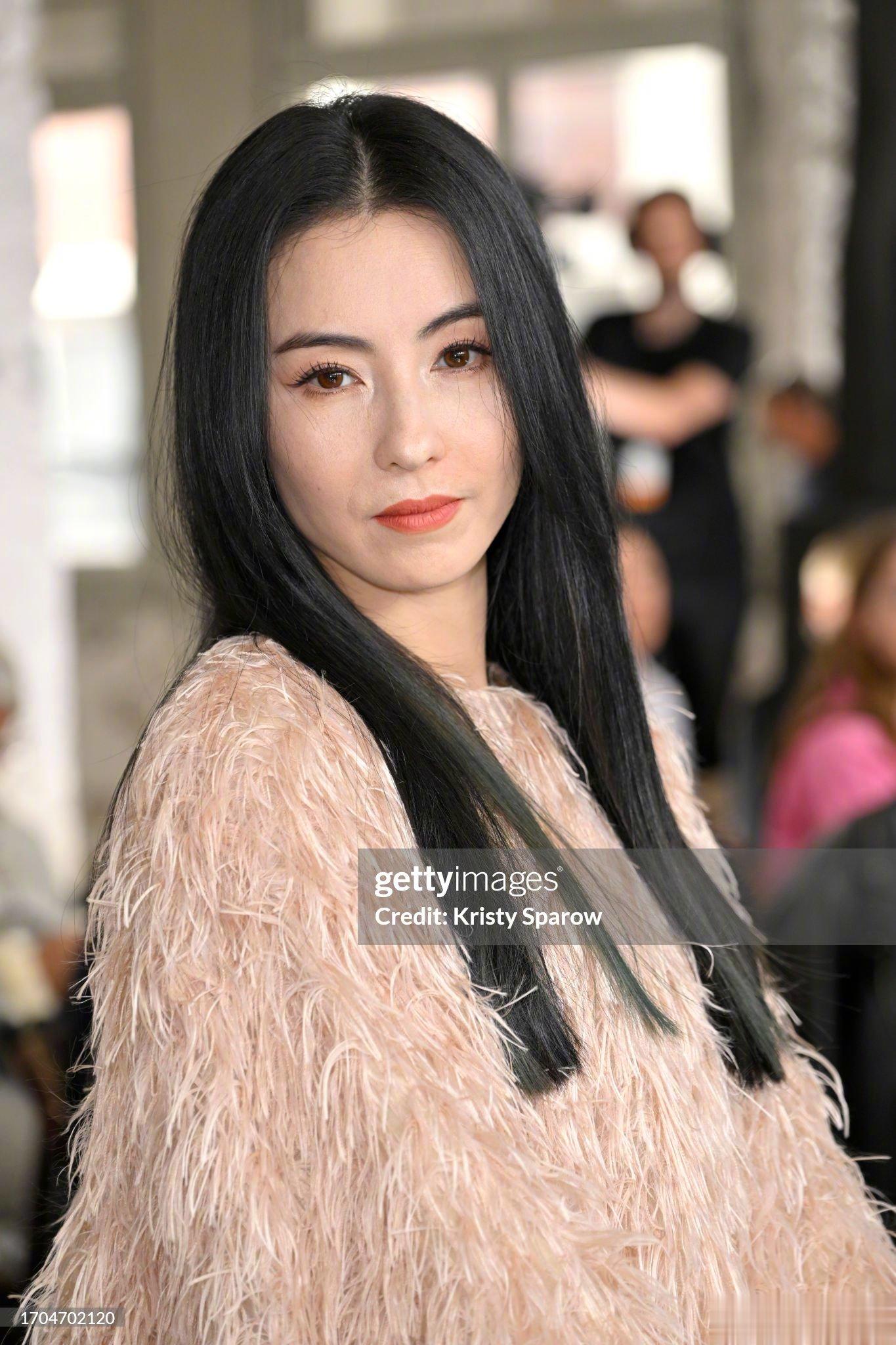 米兰时装周、巴黎时装周都已经结束，来看看女明星的媒体生图汇总吧～你觉得今年谁的状