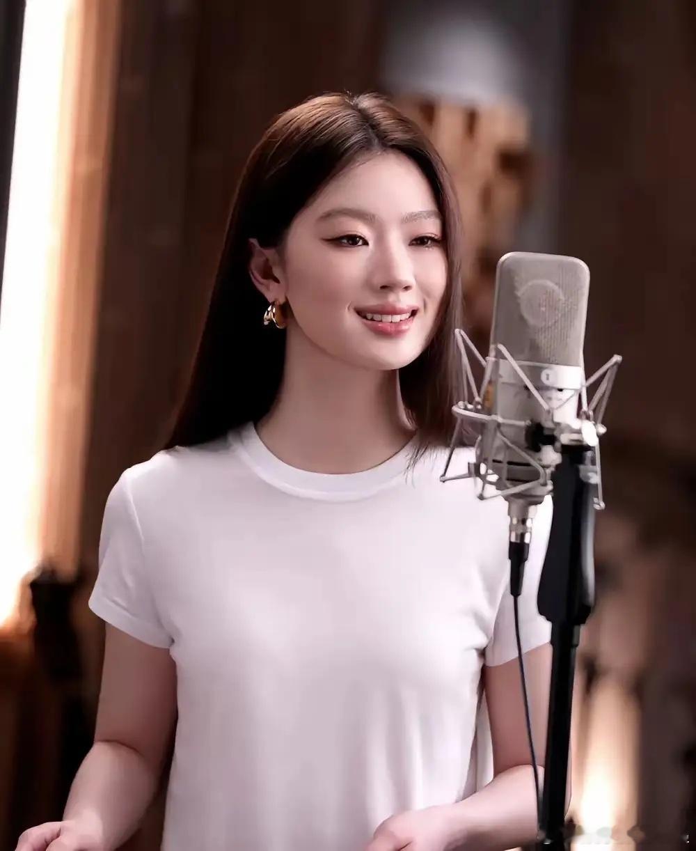 单依纯查了一下她演唱会的原创歌曲不查不知道，其实她的原唱占比真的不低，只不过最大