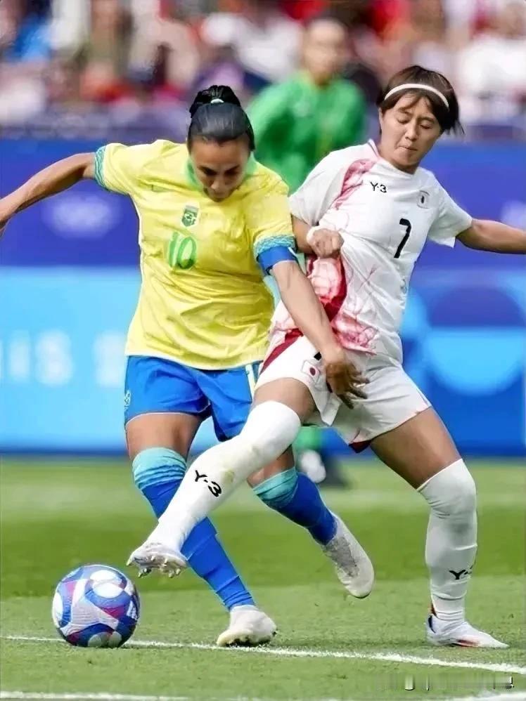 伤停补时上演绝平绝杀，日本女足逆转巴西，澳大利亚、赞比亚上演进球大战，单场踢进十