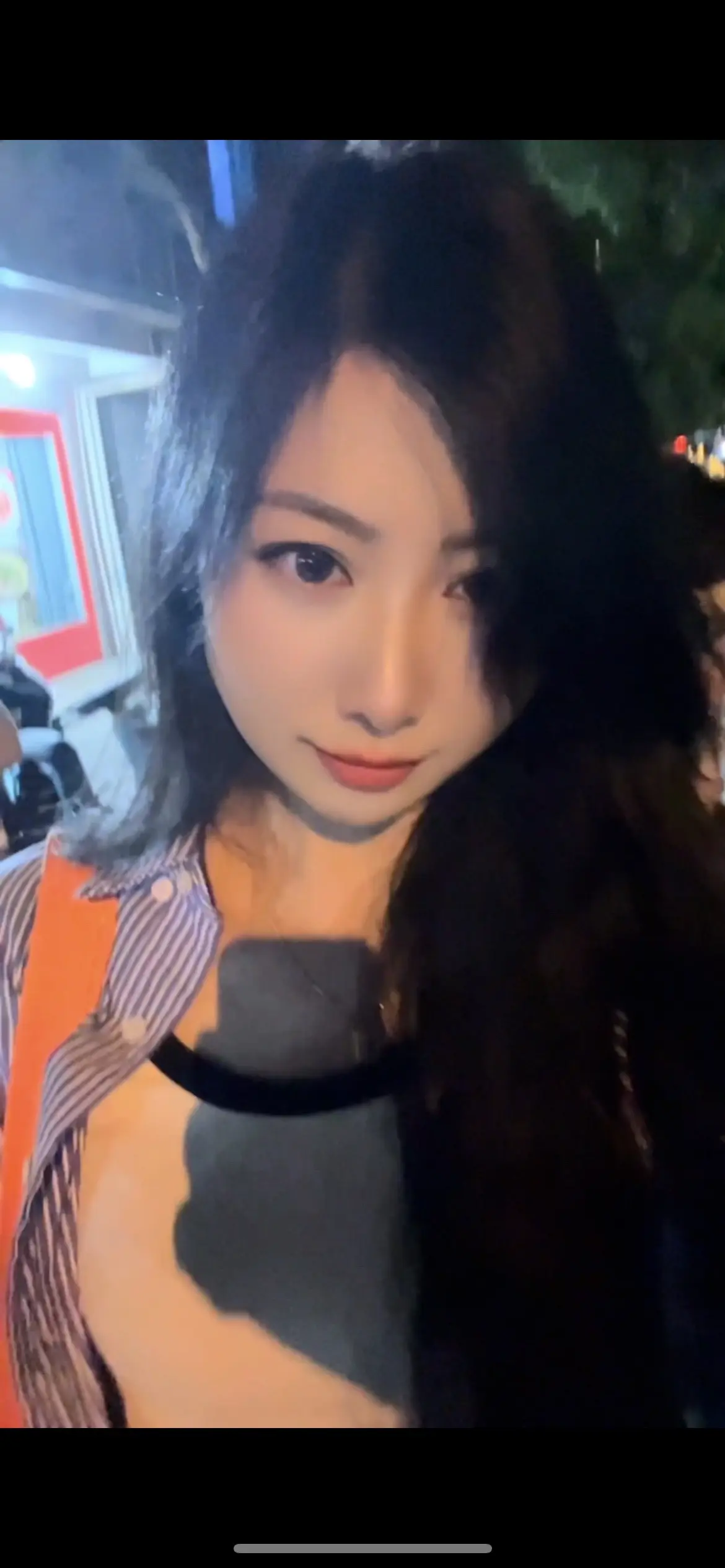 人的感情，总有个寄托，不在此处，就在别处。