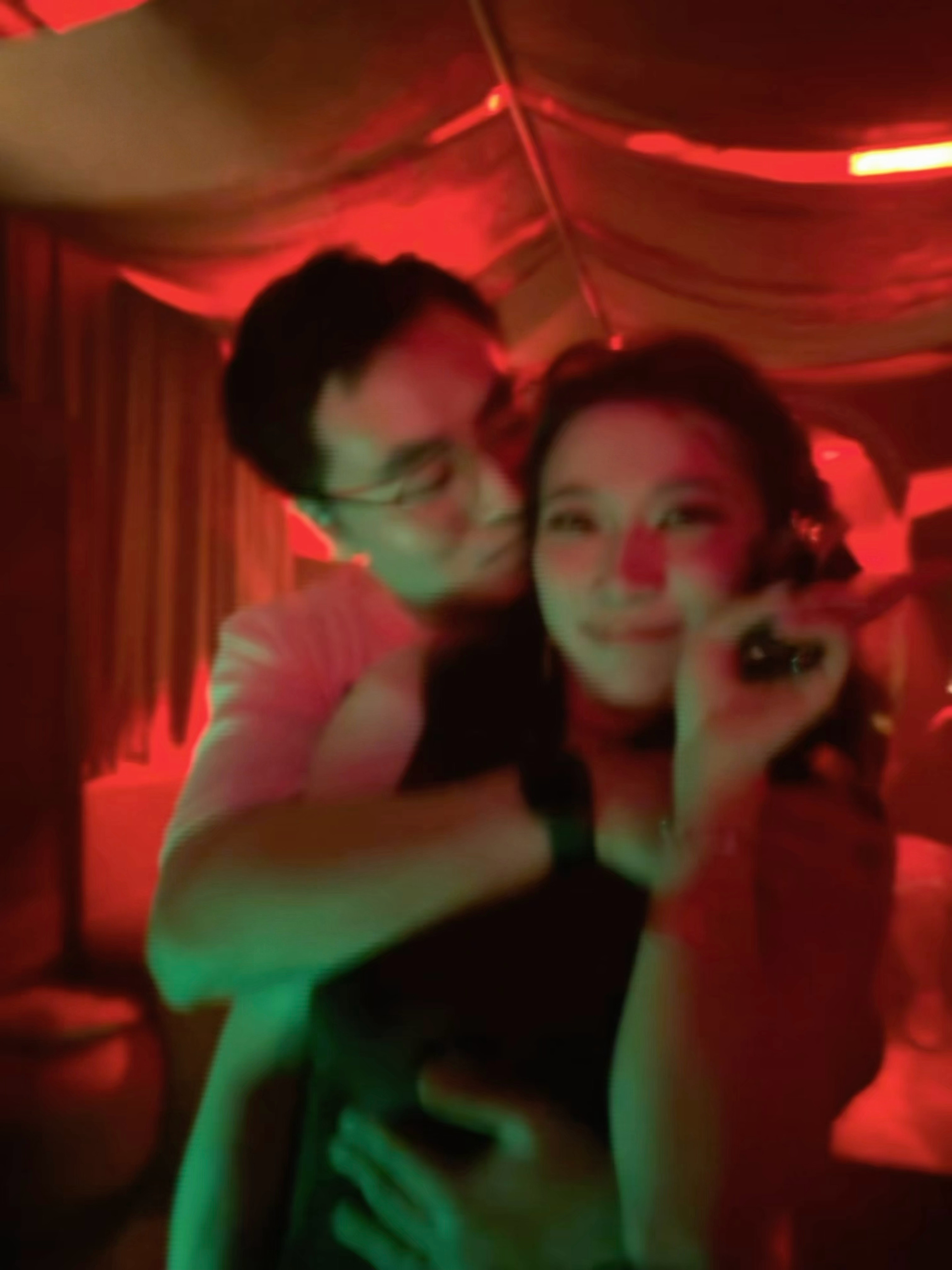 男人永远是宝宝 偷偷开心…撒旦和恶魔都爱我，我是one of the falle