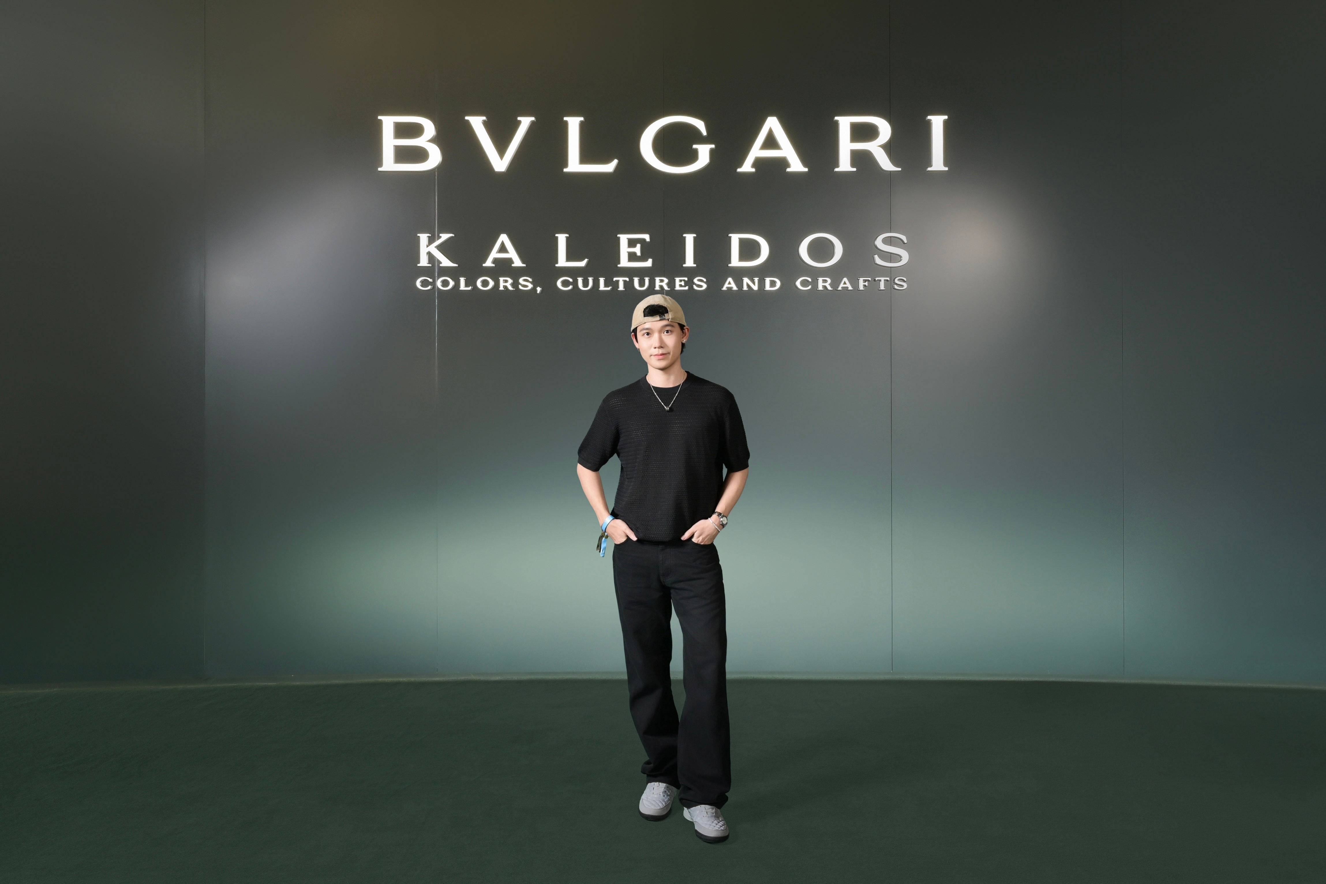 📍展览推荐：BVLGARI宝格丽万花绮镜 Kaleidos📍地点：上海当代艺