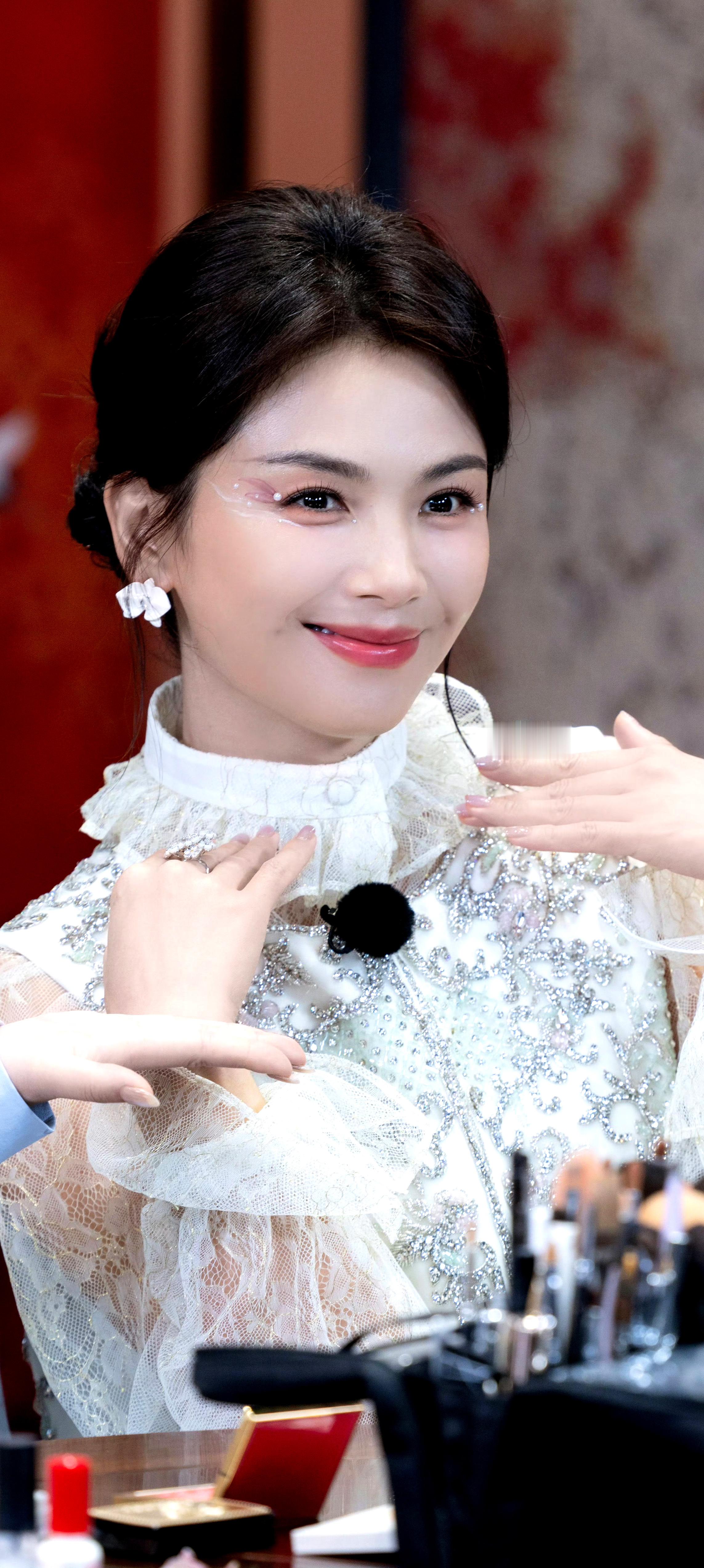 刘涛 好妩媚[期待][期待][期待]刘涛刘涛[超话] ​​​