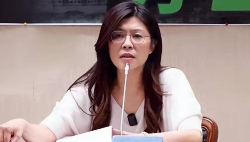 如果台湾还有 2028，国民党不外乎就 4 个人选。

韩国瑜现在被很多人看作“