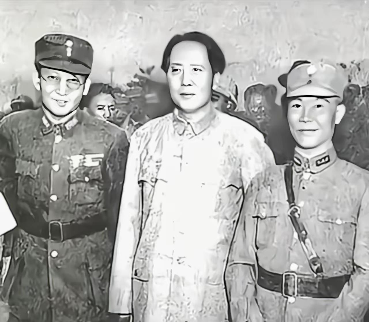 陪伴伟人左右的应该也是大官吧