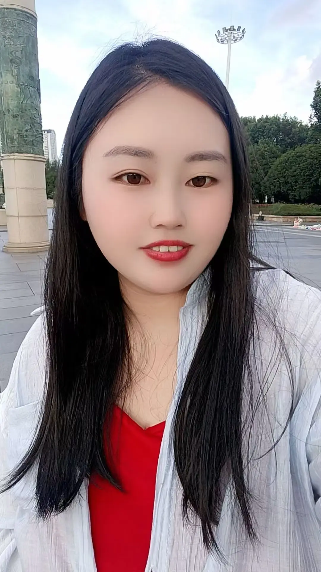 不知不觉来到这个城市今天已经4年了，终于开始干了努力的人最幸运 ，记录我的生活