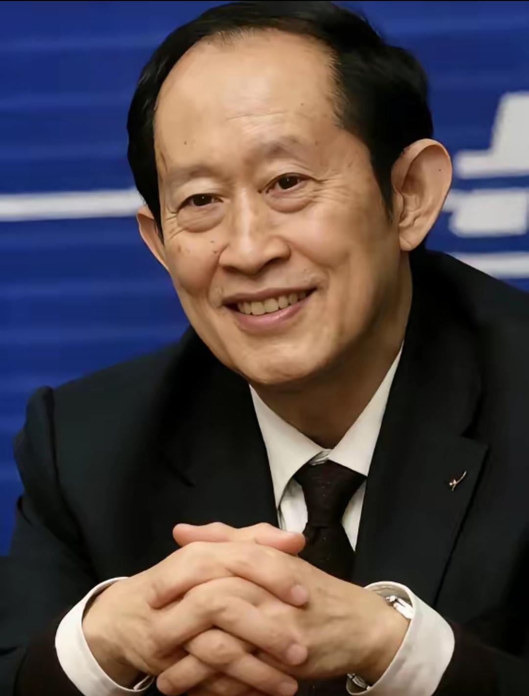 王立群：
“要永远记得，一定要先确保孩子不死，不疯，不残，不废，其它的才是锦上添