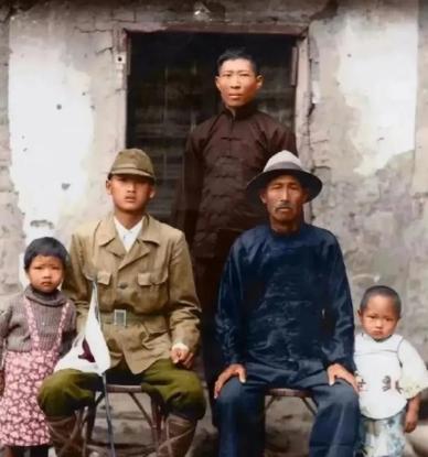 蔡正元曾一再强调，台湾人中三分之一是台籍日本兵的后代，他们是日本人，不是台湾人，