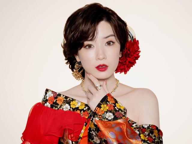 永野芽郁将在漫改剧出演陪酒女并首次挑战制作人演员永野芽郁将担任原创电视剧《ヒマチ