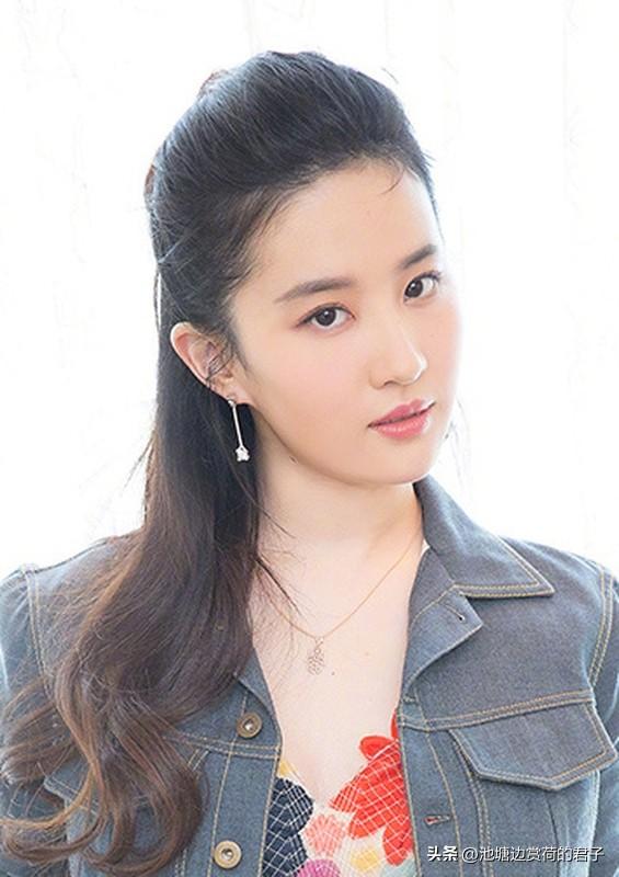 刘亦菲“8秒换胎”视频火了 2026年开春，刘亦菲“8秒换胎”视频火了，相关话题