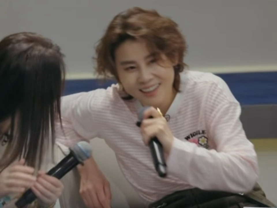 我笑得好夸张。。。问王濛想跳心愿便利贴吗王濛张嘴了八次愣是一句话说不出来啊啊啊啊