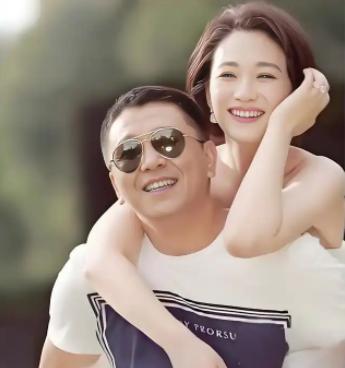 要是世上有后悔药，徐佳宁恐怕要抢着吃，因为他怎么也没想到，自己会沦落到如今这步田