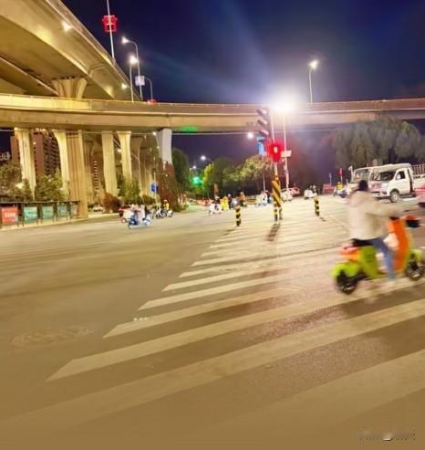 顺命自安
 
常听人说“万般皆是命，半点不由人”，想来确有几分道理。谋事在人，尽